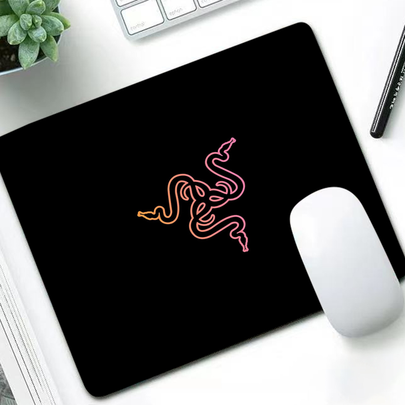 Tech Gaming Accessories - Razer Tappetino per mouse di lusso